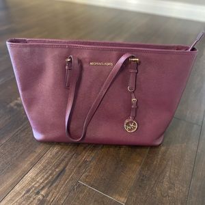 Michael Korts Tote bag